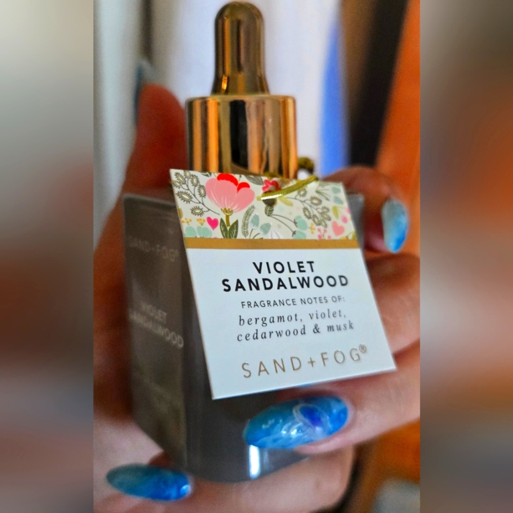 Violet Sandalwood Fragrance by Sand + Fog